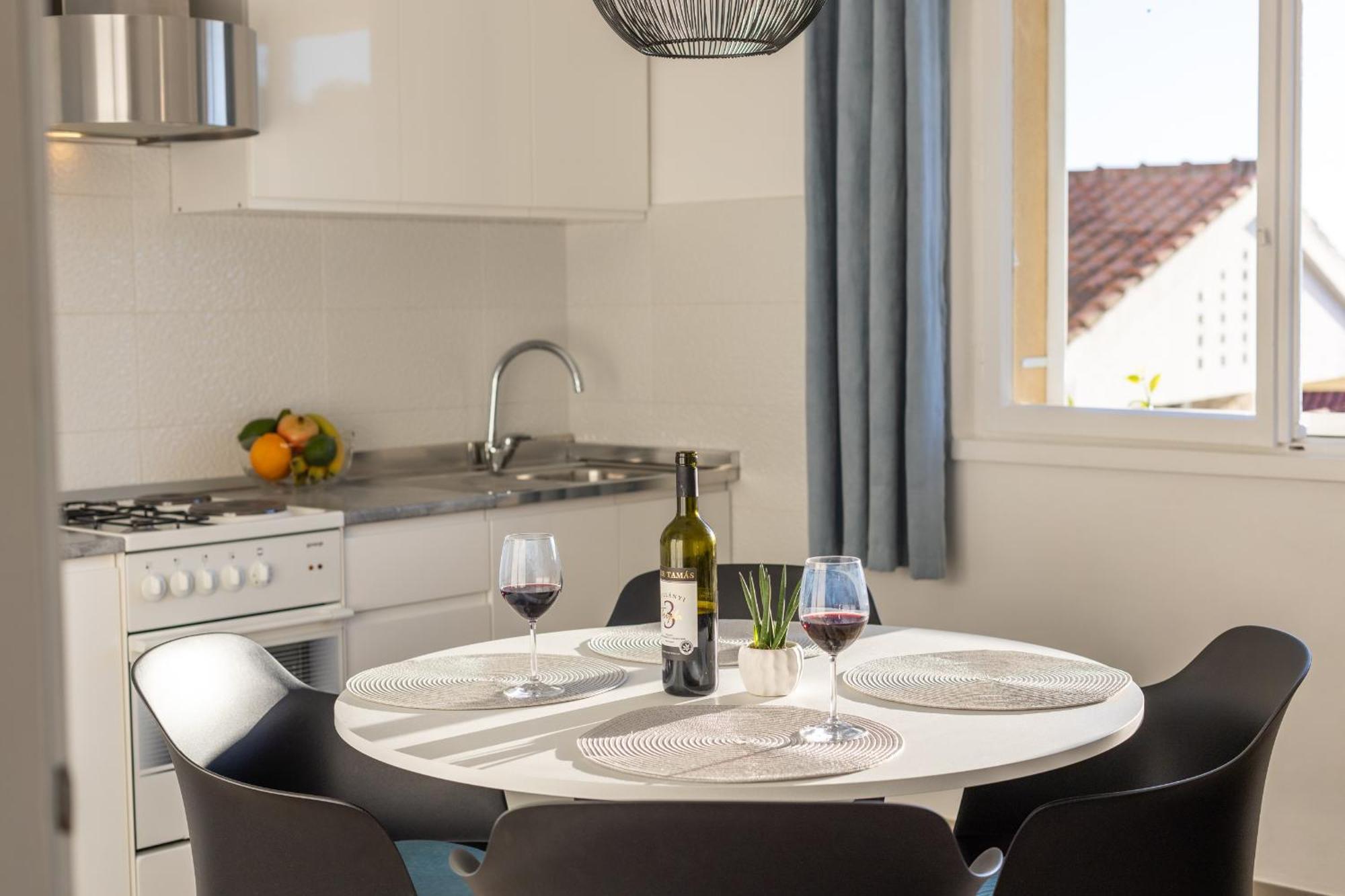 Apartments Sisaric Подгора Екстер'єр фото