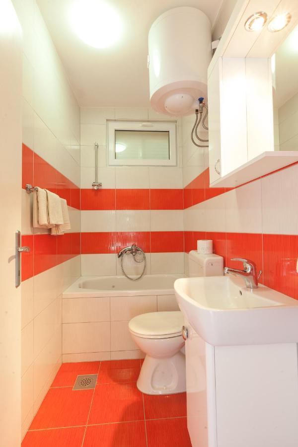 Apartments Sisaric Подгора Екстер'єр фото